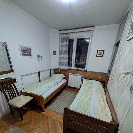 Stan Uzice Apartment Bagian luar foto